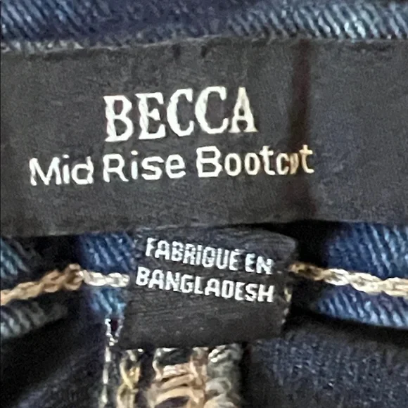 True Religion Becca Crystal Flap Rhinestone Mid Rise Bootcut Jeans Size 26 - Picture 7 of 8